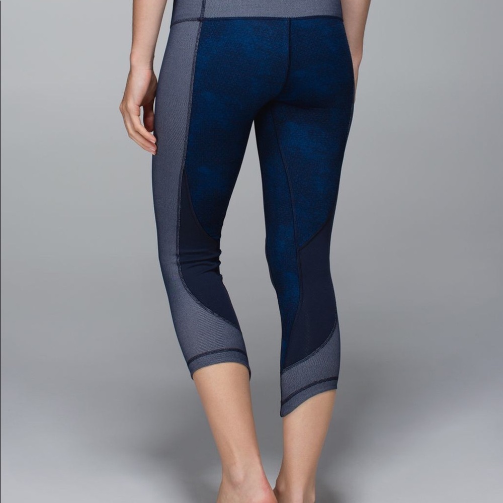 Lululemon special edition Shashiko crop leggings
